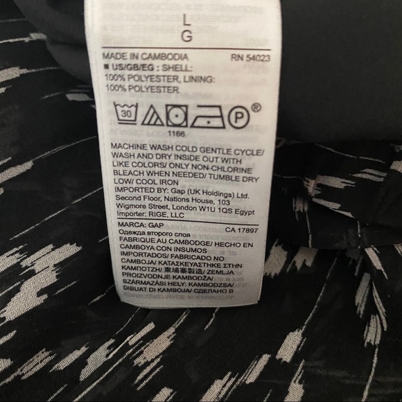 GAP ruffled black skirt~L - Picture 3 of 4